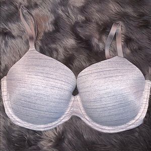 PINK Victoria’s Secret bra 32DDD